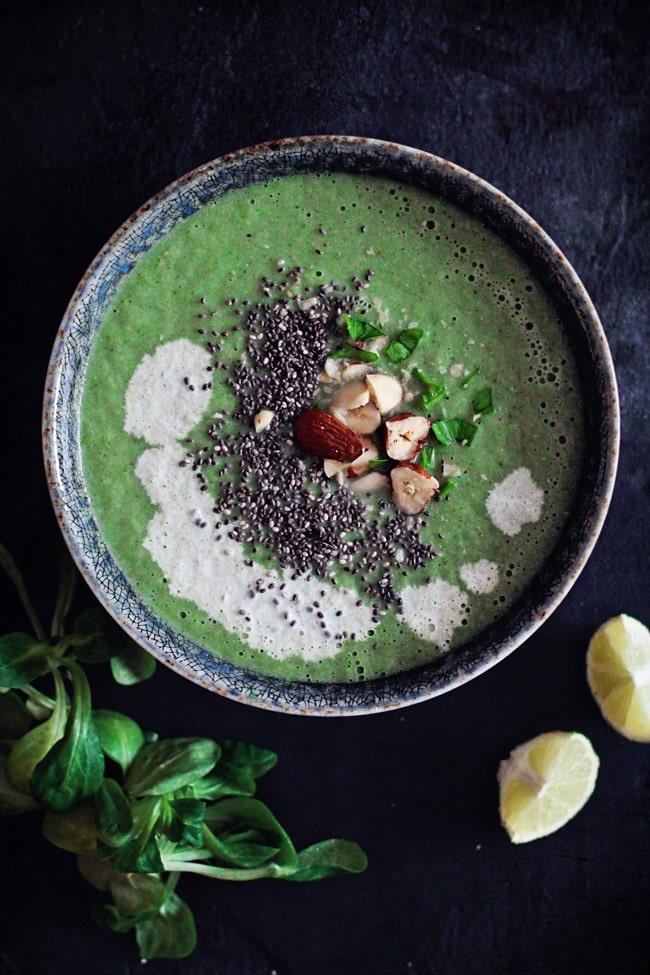 Broccoli Detox Soup #soup #detox #vegan #soup | TheAwesomeGreen.com