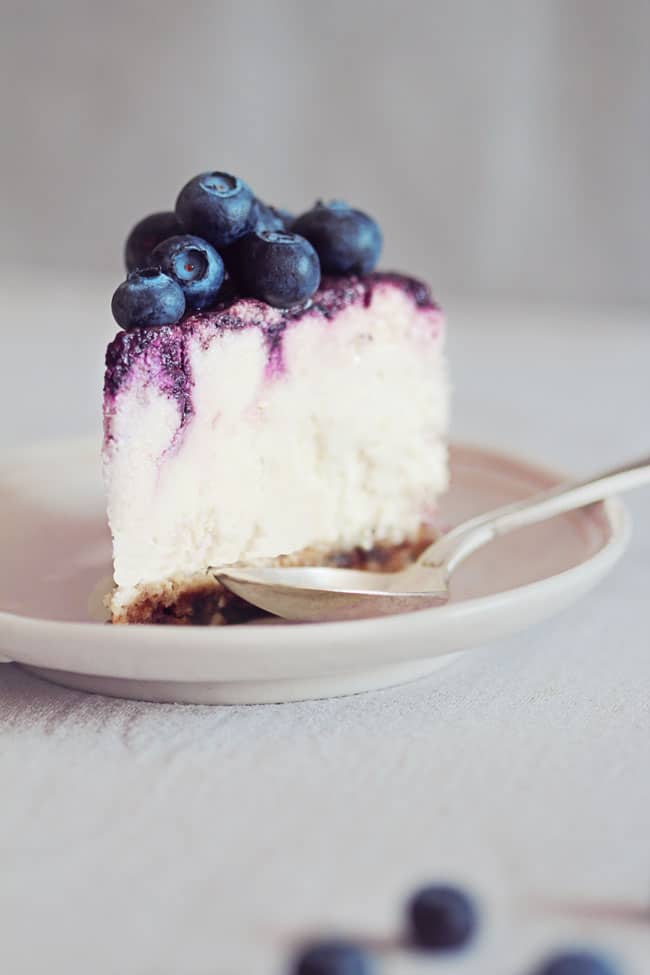 Blueberry-Cheesecake-Slice