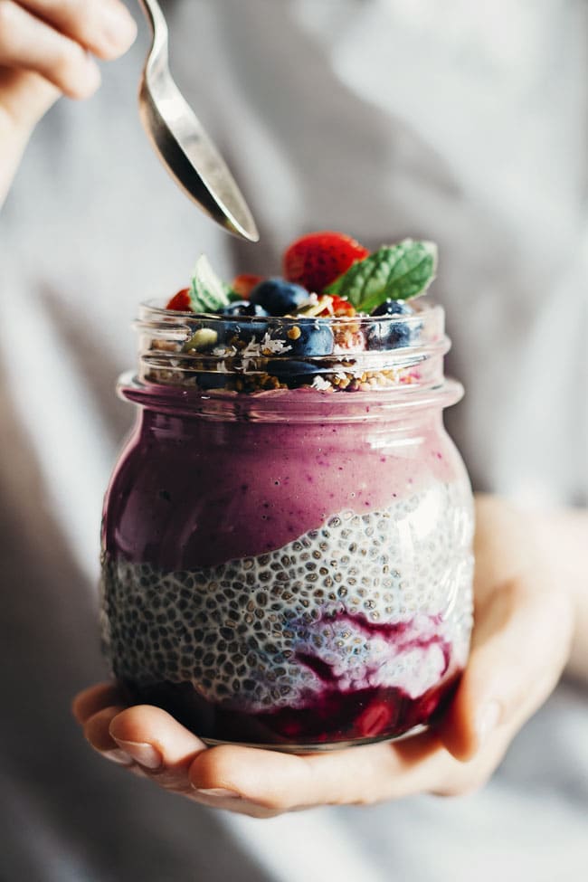 Chia, Acai and Strawberry Layered Breakfast Jar | 19 Quick Breakfast Ideas