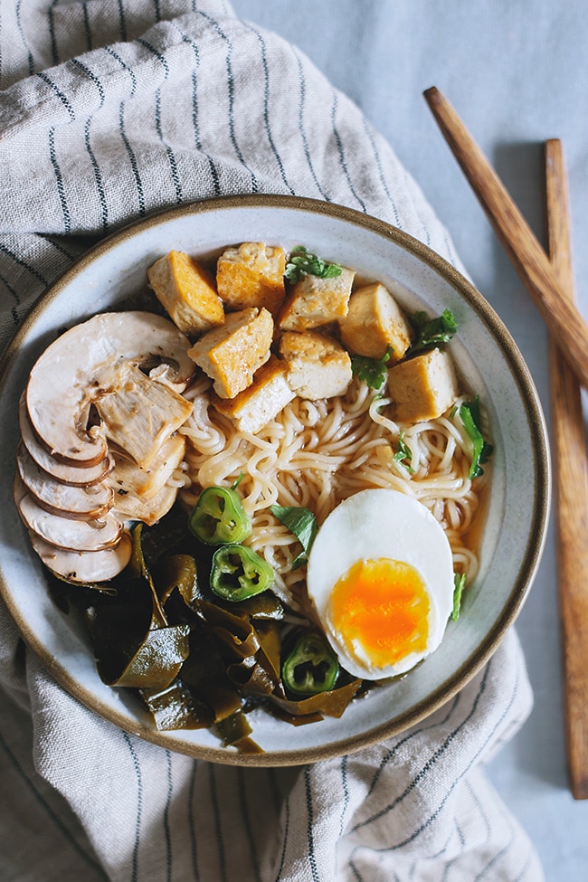 Vegetarian Ramen Bowl with Kombu Dashi, Shiitake and Caramelized Tofu | TheAwesomeGreen.com