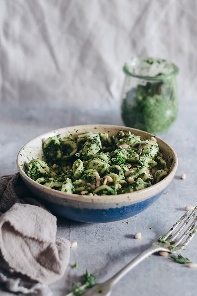Easy orrecchiette pasta with kale and summer herb pesto #vegan | TheAwesomeGreen.com