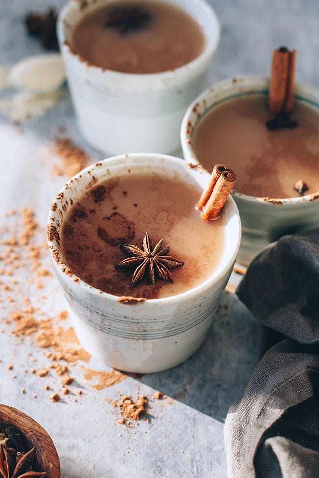 Stress-relief chai latte made with adaptogens for hormone balance and stress relief #adaptogens #caffeinefree #foodphotography #foodstyling #chailatte #hormonebalance | TheAwesomeGreen.com