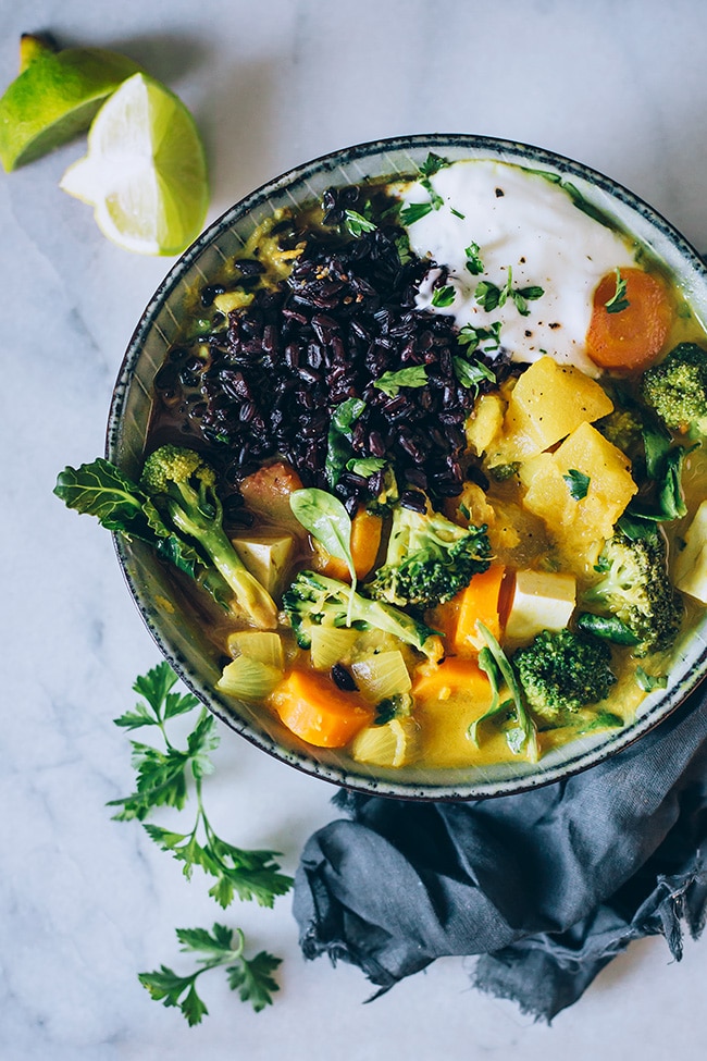Thai curry with black rice and loads of veggies #vegan #detox #pumpkin | TheAwesomeGreen.com