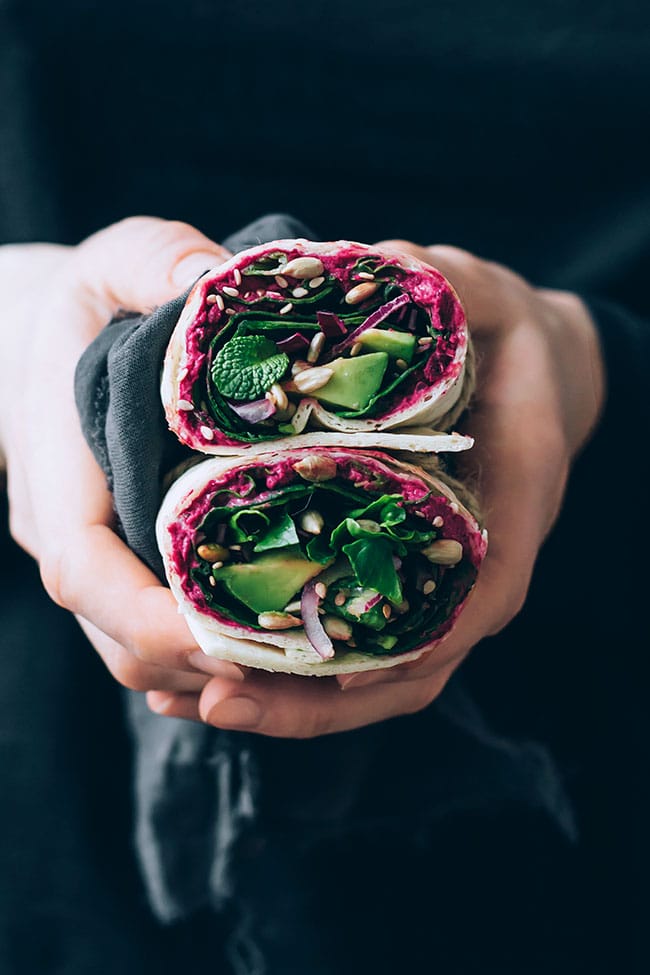 Quick spinach and beet hummus wrap #spinach #hummus #wrap #lunch #alkalize | TheAwesomeGreen.com