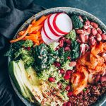 Superfood salad with hormone balancing ingredients: quinoa, sprouted adzuki, kimchi, pomegranate and kale #hormonebalance #detox #adzuki #sprouted #salad | TheAwesomeGreen.com