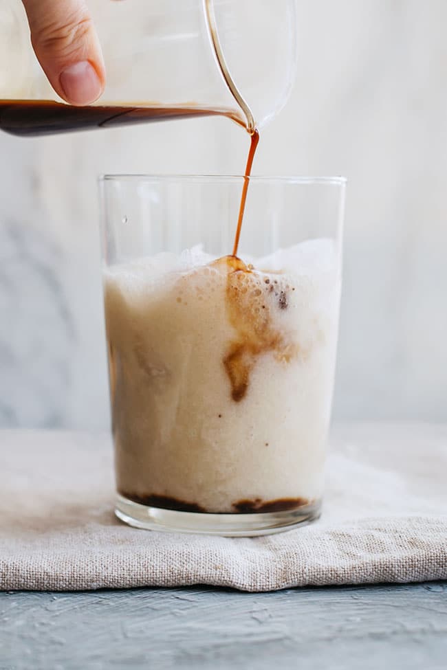 Coffee protein shake with hemp and ground flax #vegan #proteinshake #coffee #ontherocks #icedcoffee | TheAwesomeGreen.com